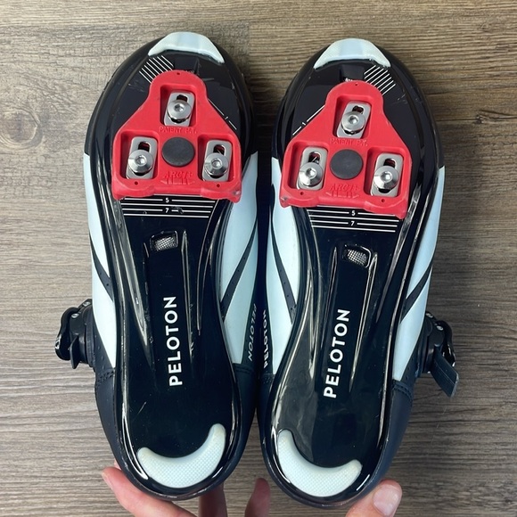 Peloton Women’s Delta Clip In Cycling Shoes, size EU 39, US 8.5 - Picture 3 of 6